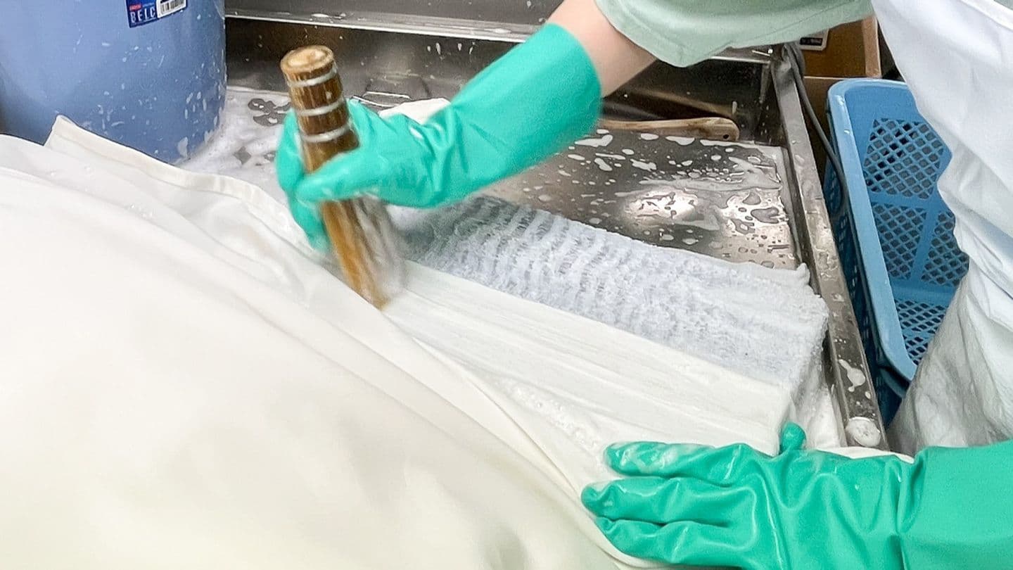 独自の手作業クリーニング技術